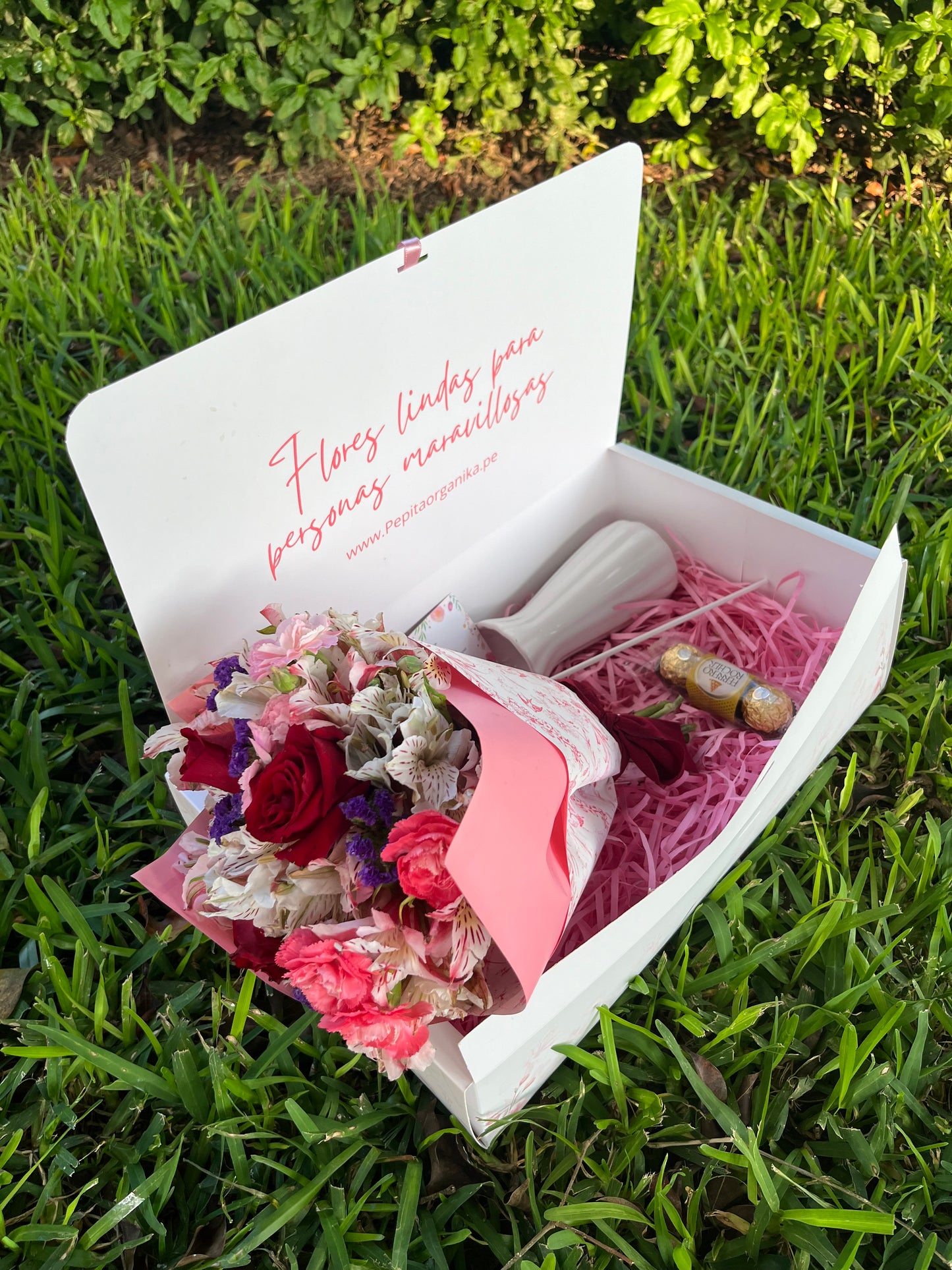 BOX FLORAL DELUXE 6 rosas